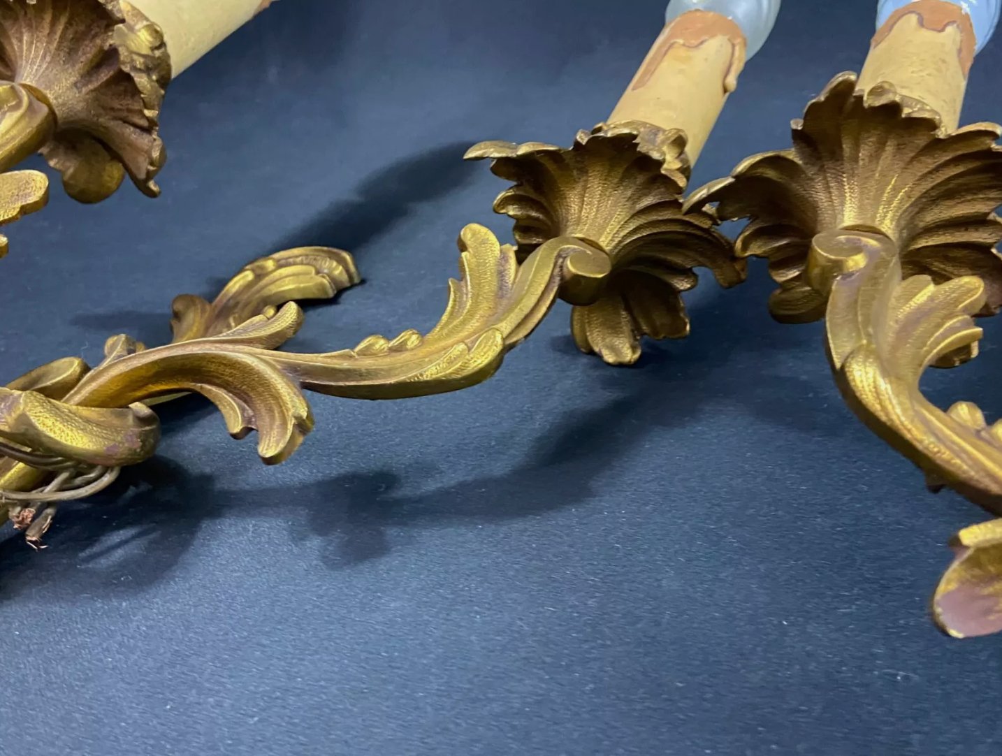 Paire d'Appliques à Deux Feux en Bronze de Style Louis XV - XXe Siècle - Ethic Atelier