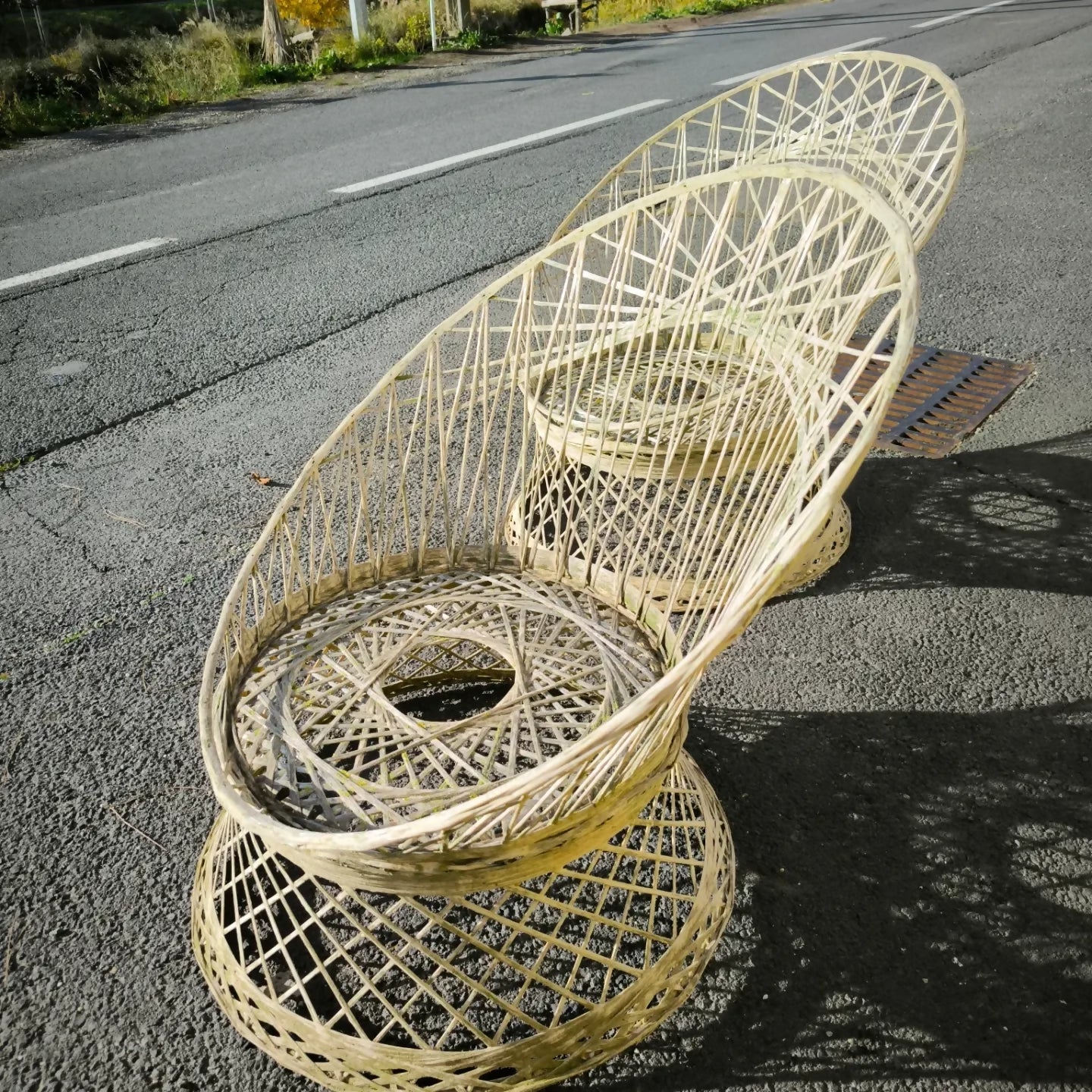 Paire de Fauteuils de Jardin Vintage en Fibre de Verre - Design Iconique - Ethic Atelier