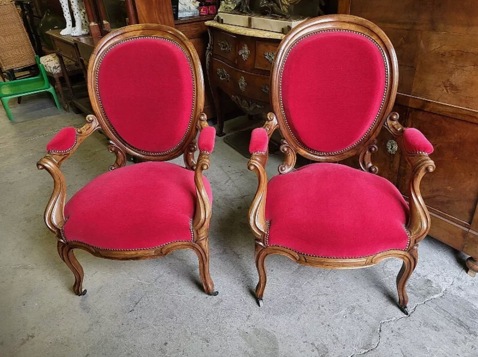 Paire de Fauteuils Louis Philippe à Médaillon Rouge - XIXe siècle - Ethic Atelier