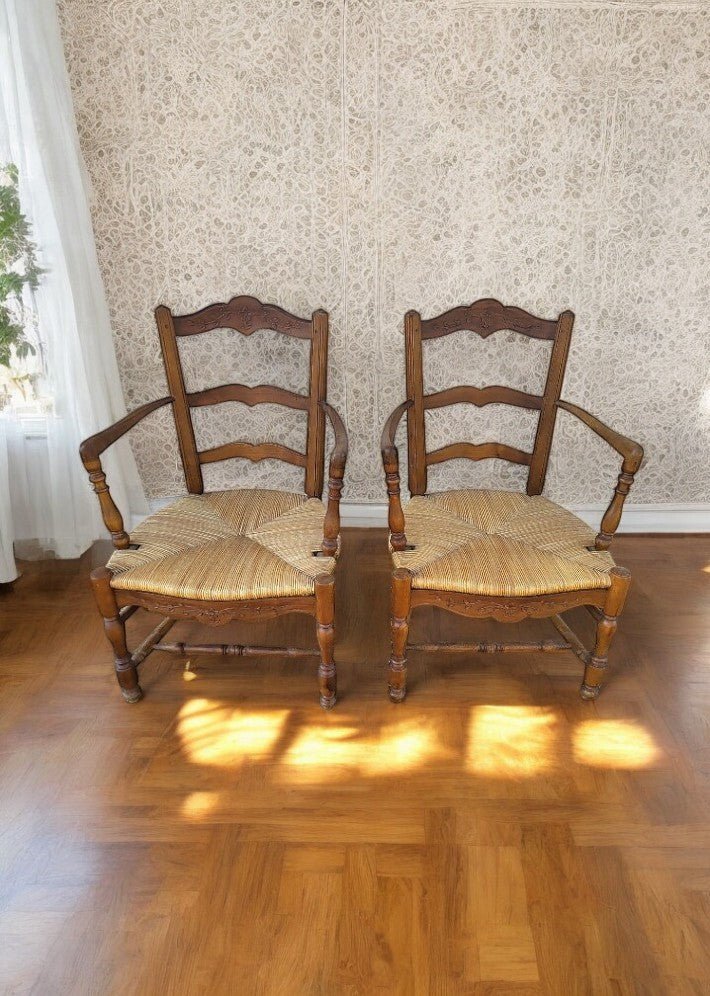 Paire de fauteuils provençaux en noyer paillé - Ethic Atelier