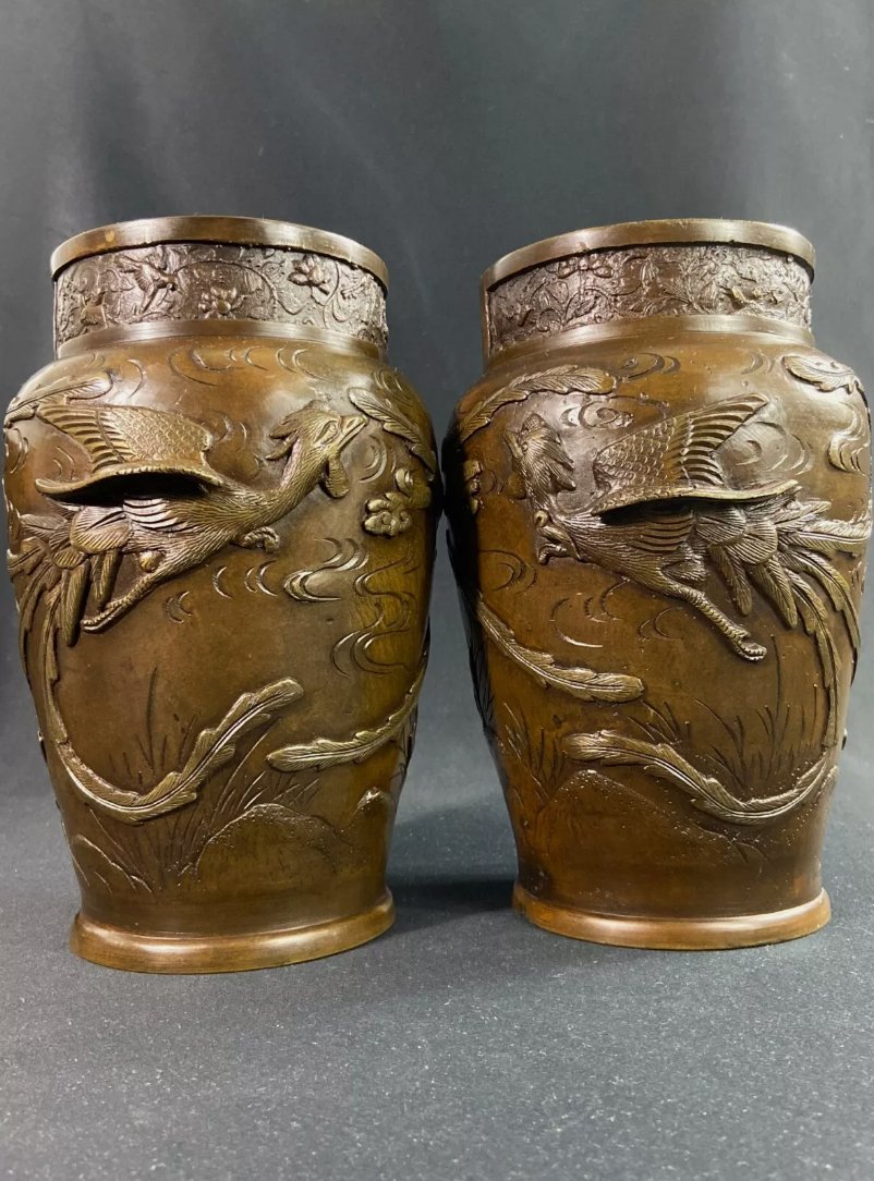 Paire de vases en bronze à décor d'oiseaux, époque Meiji - Ethic Atelier