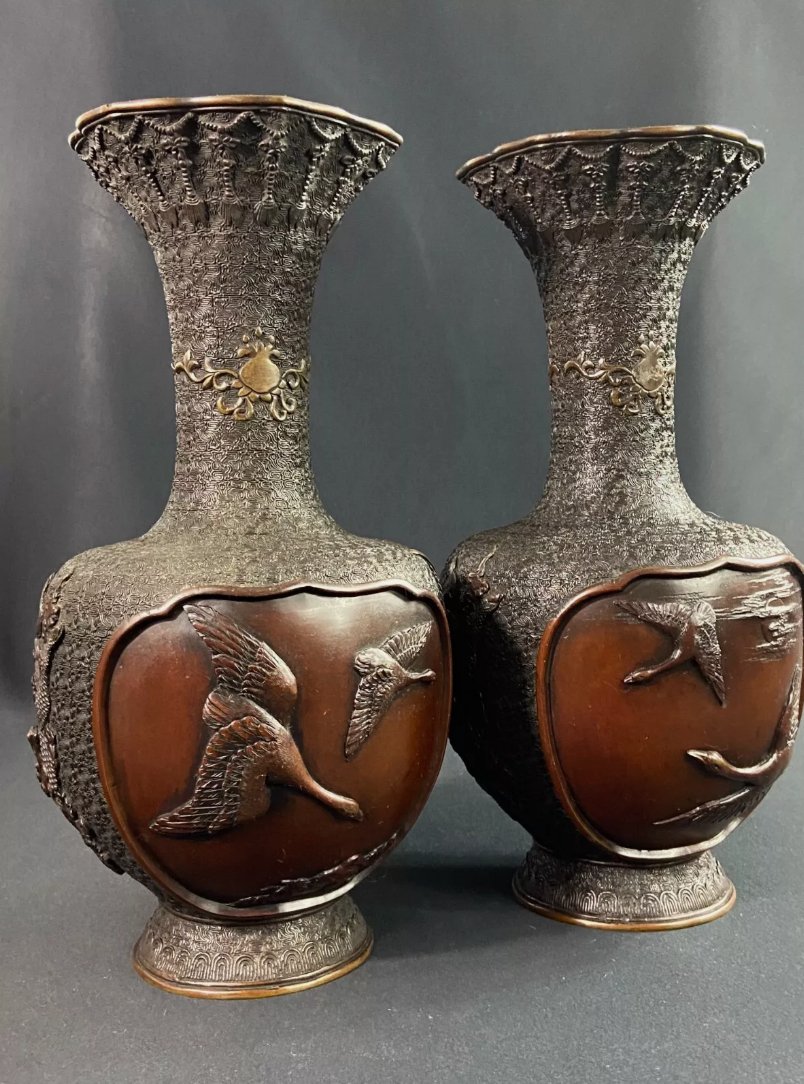 Paire de Vases Japonais Meiji en Bronze Décor Samouraï et Dragons - Ethic Atelier