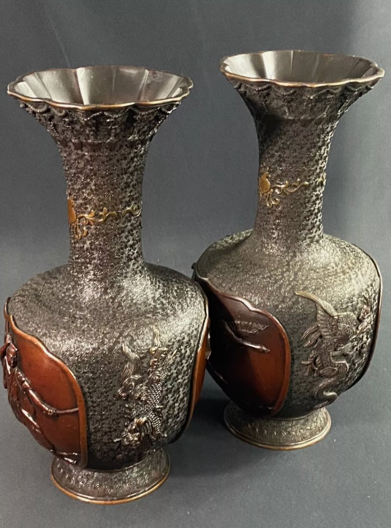 Paire de Vases Japonais Meiji en Bronze Décor Samouraï et Dragons - Ethic Atelier