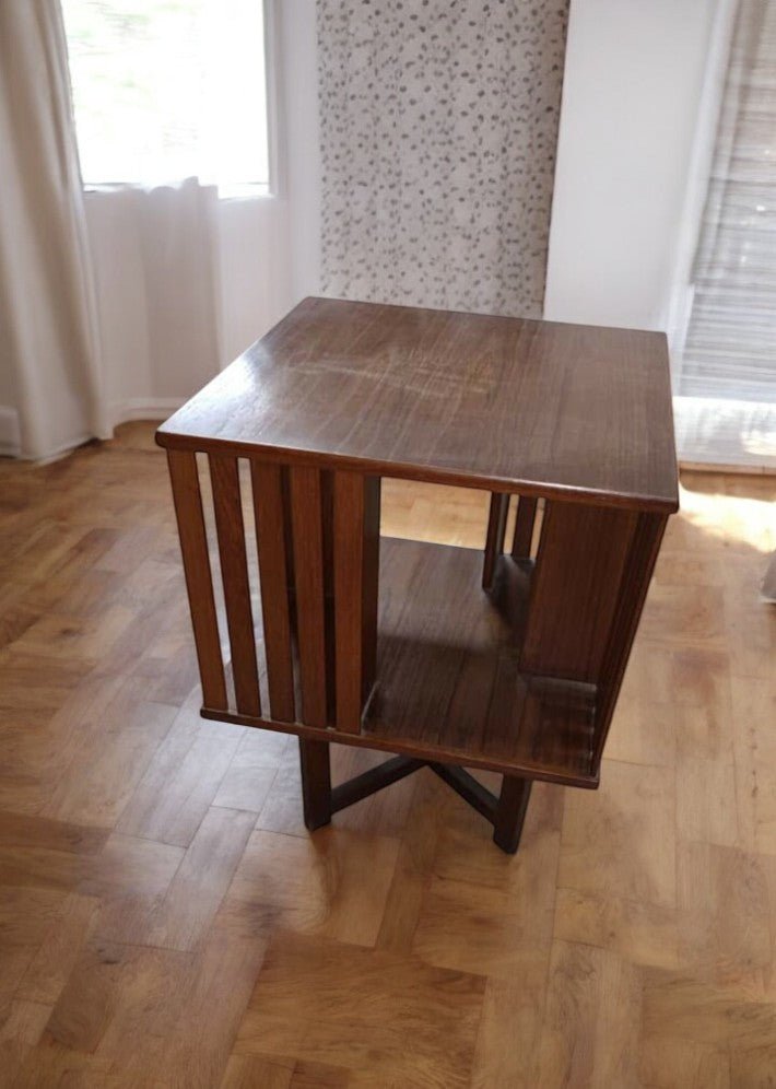 Petite bibliothèque Scandinave tournante en teck vers 1970 - Ethic Atelier