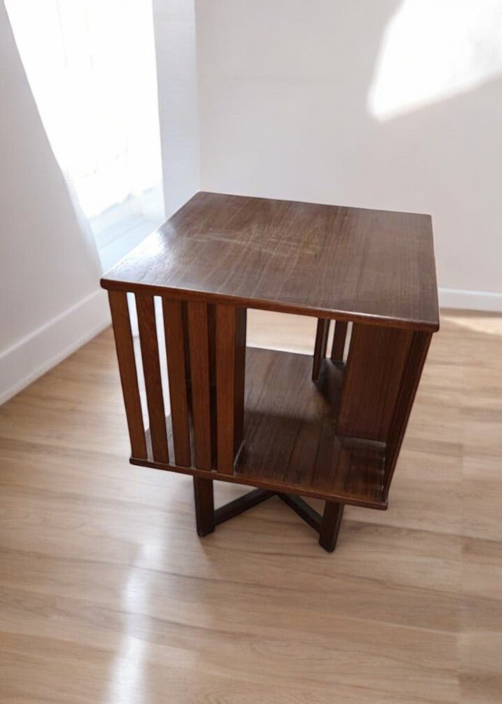 Petite bibliothèque Scandinave tournante en teck vers 1970 - Ethic Atelier