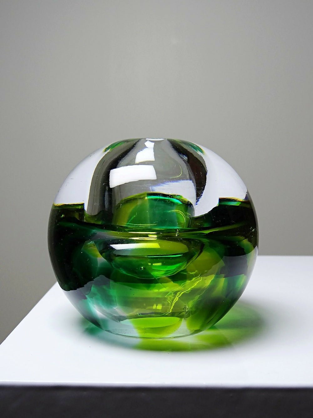 Petite lampe à huile ou soliflore globe en verre vintage style Sommerso/Seguso - Ethic Atelier