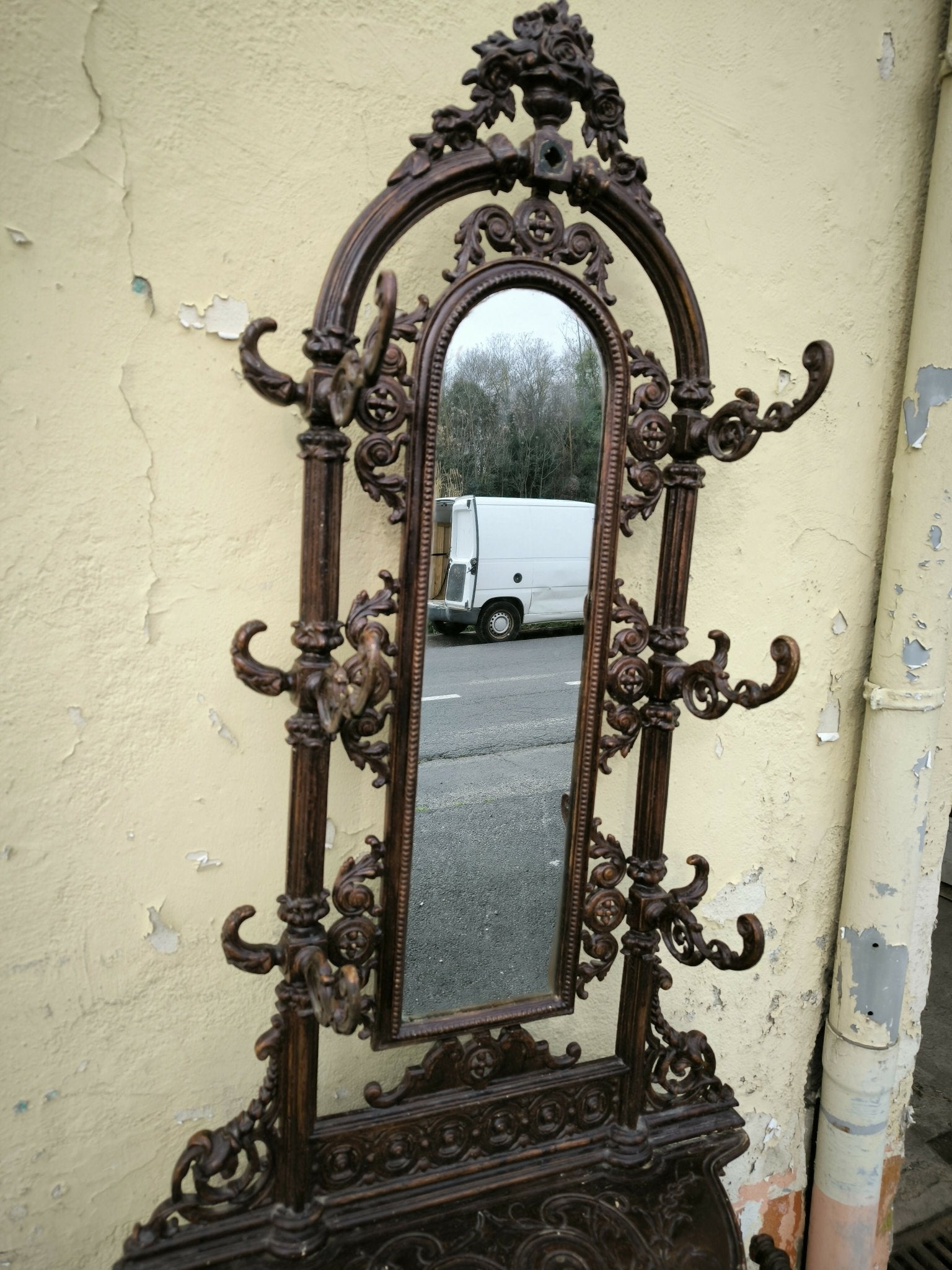 Porte manteaux de vestibule en fonte Alfred COURNEAU 1895 - Ethic Atelier