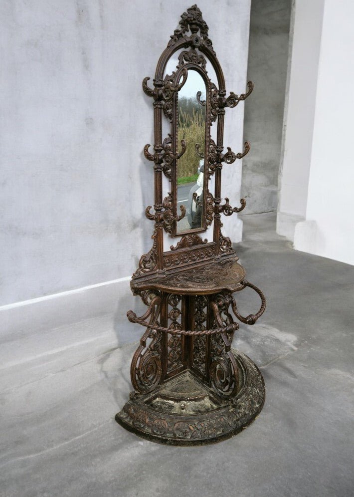 Porte manteaux de vestibule en fonte Alfred COURNEAU 1895 - Ethic Atelier