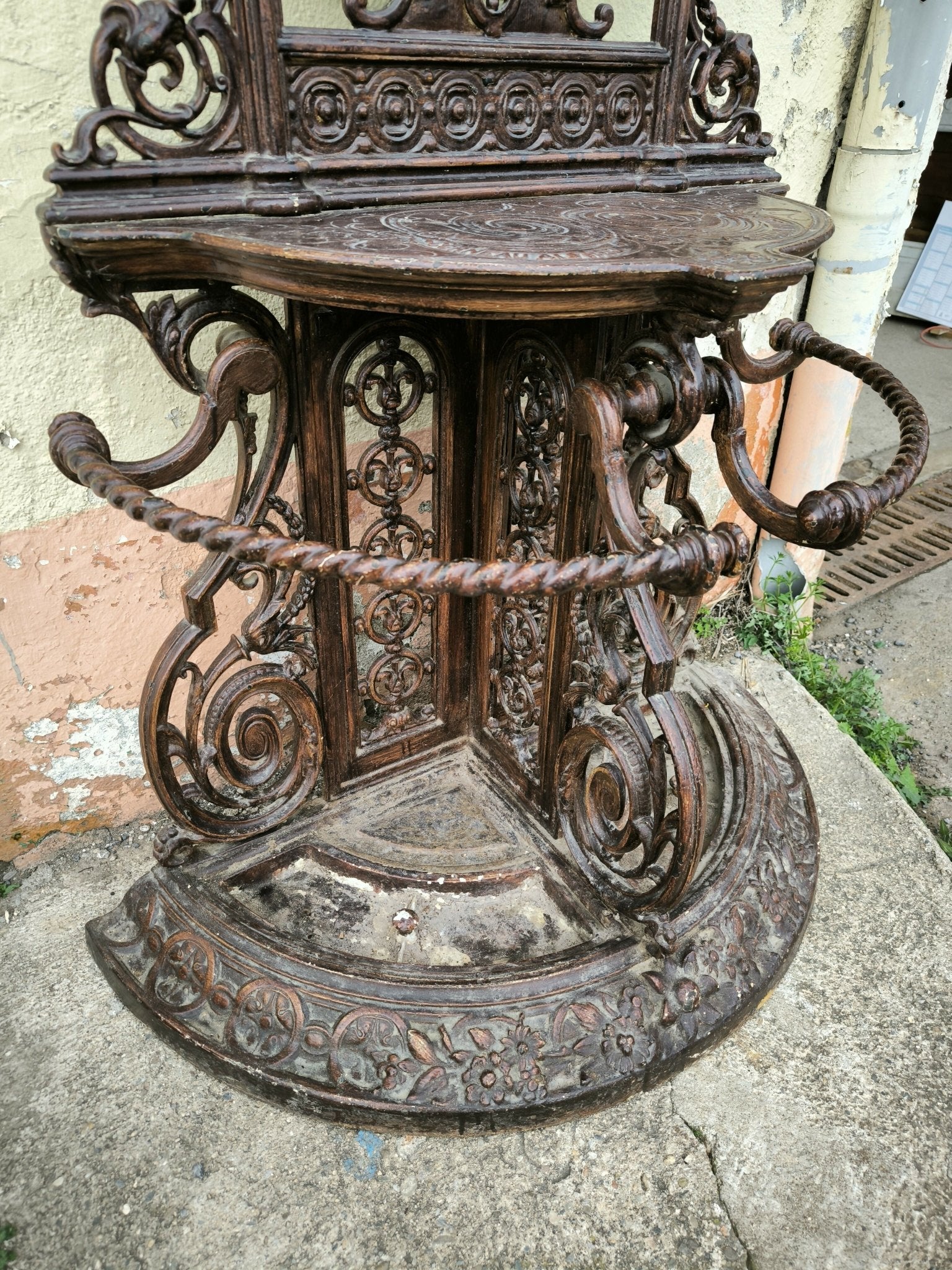 Porte manteaux de vestibule en fonte Alfred COURNEAU 1895 - Ethic Atelier