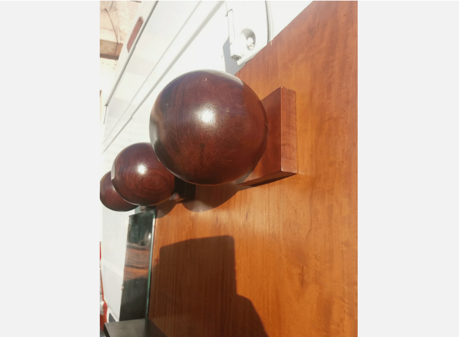 Porte manteaux mural en citronnier de Ceylan vers 1930/40 - Ethic Atelier