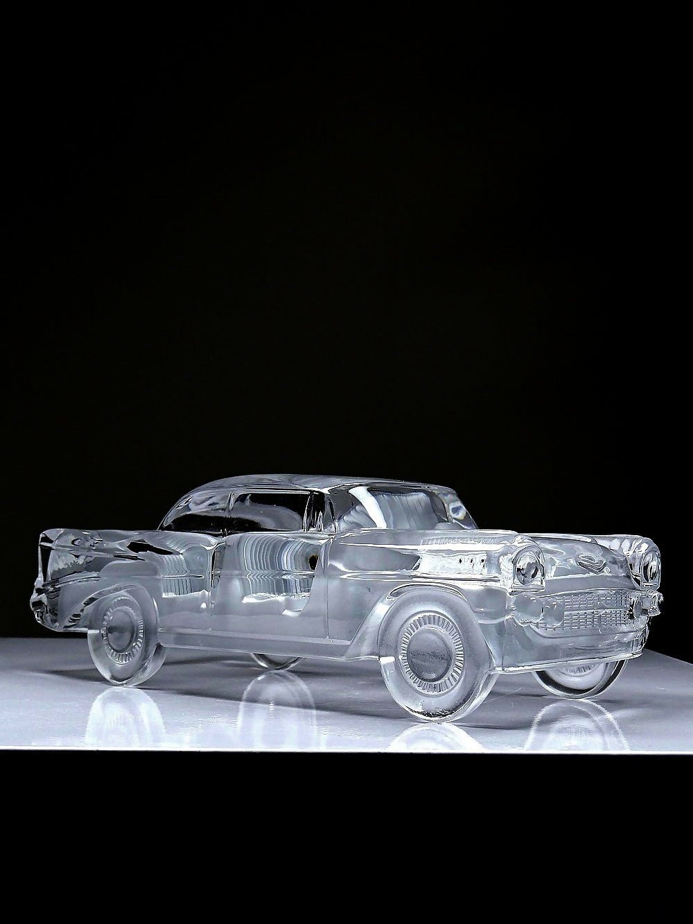 Presse papier vintage grosse voiture Chevrolet Bel Air 1957 en cristal - Ethic Atelier