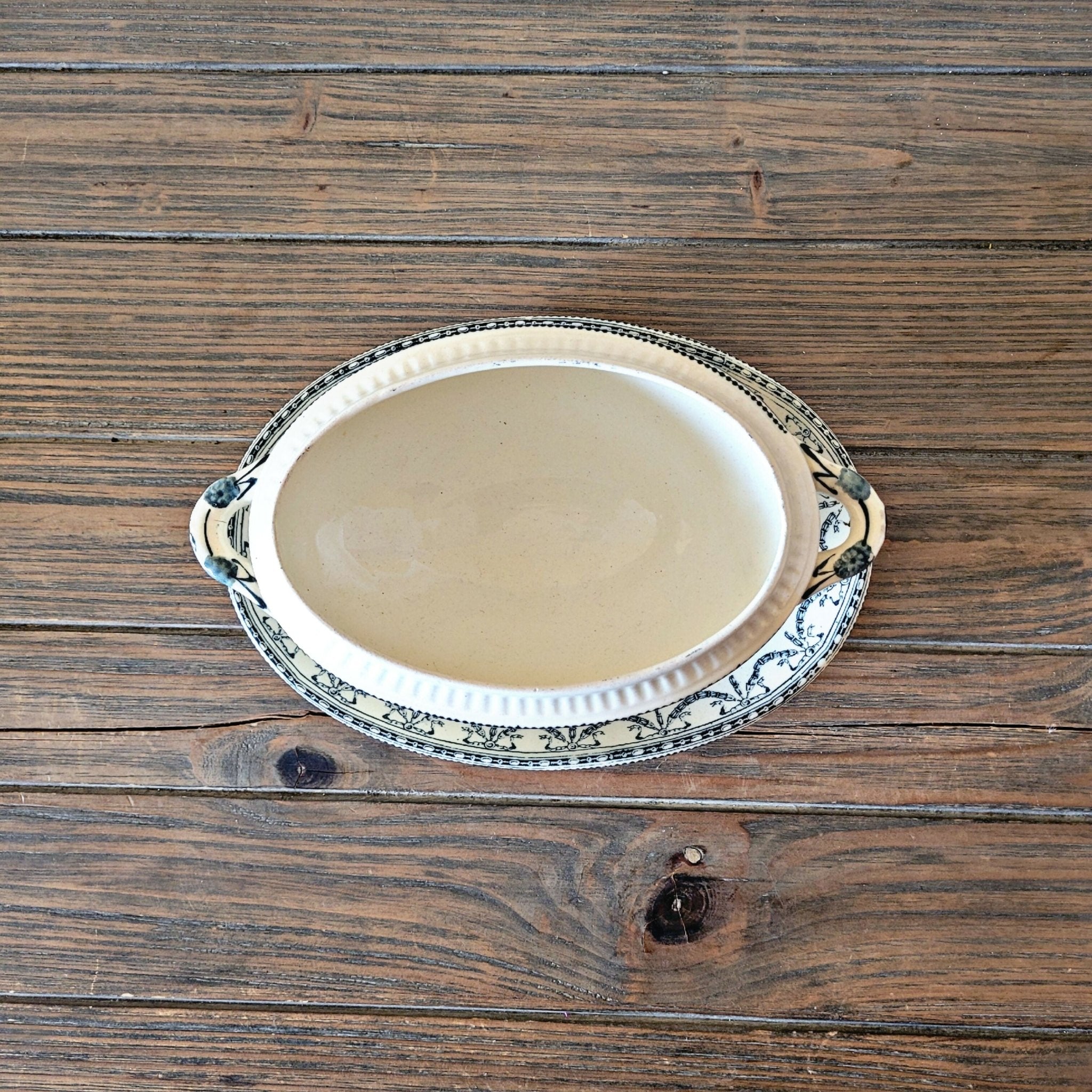 Saucière Salins terre de fer bleu Guirlandes Louis XVI, fin 19ème - Ethic Atelier