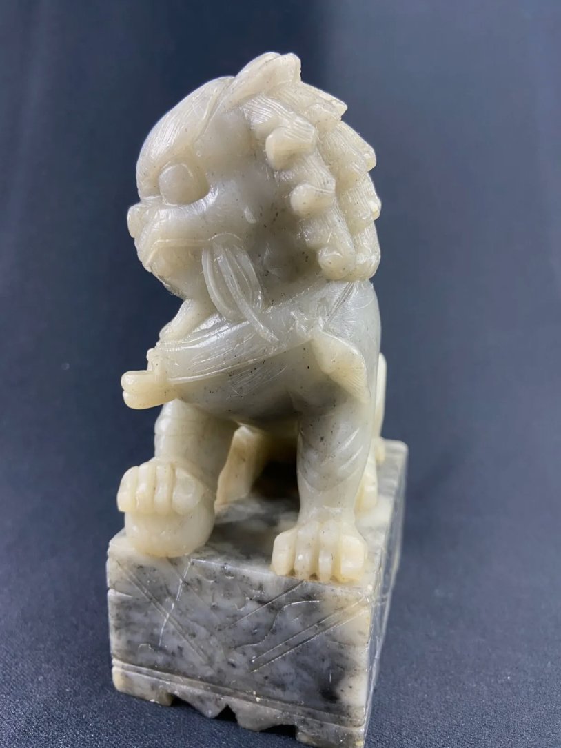 Sculpture en jade de lion de Fô - Ethic Atelier