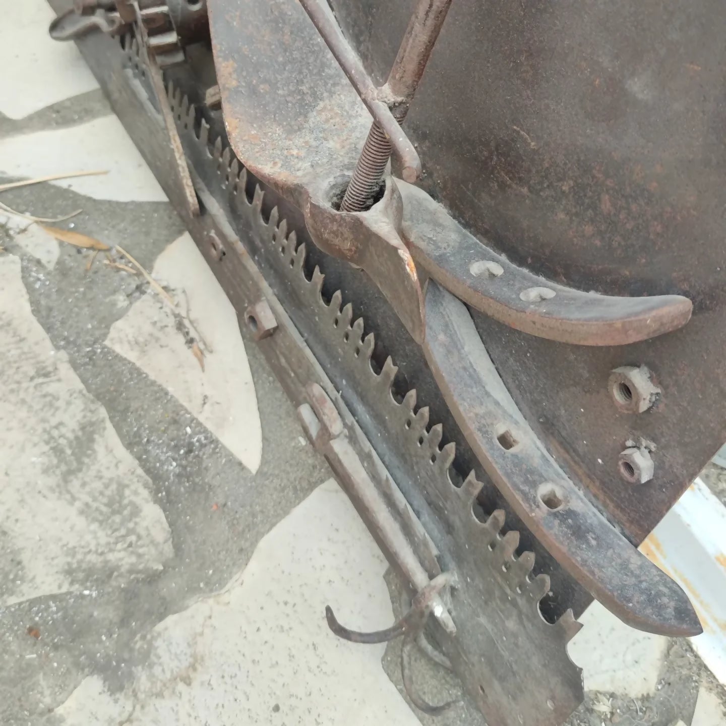 Sculpture murale la mer démontée par Jean MAURIN 1991 - Ethic Atelier