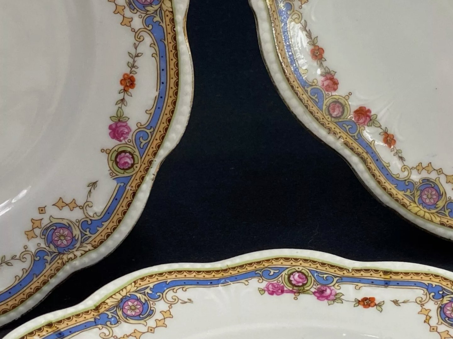 Service à Dessert en Porcelaine de Style Louis XVI - Ethic Atelier