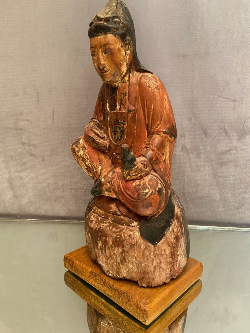 Statue de divinité chinoise en bois sculpté et polychrome - Ethic Atelier