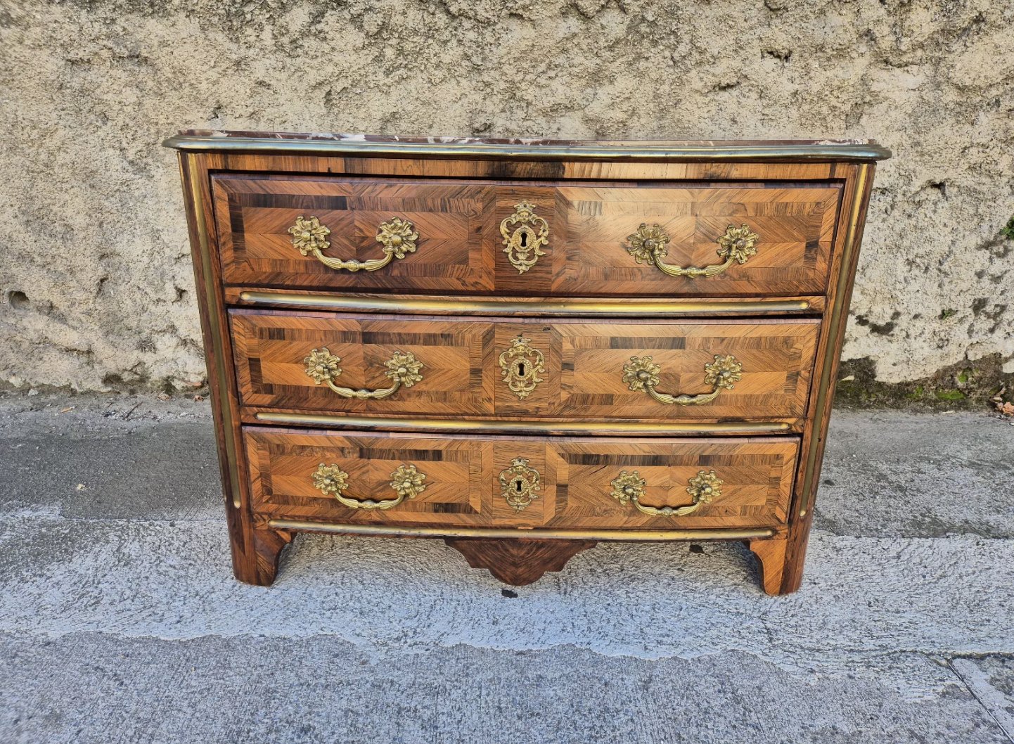 Superbe Commode à 3 Tiroirs en Très Bon État - Marbre et Bronzes de Qualité - Ethic Atelier