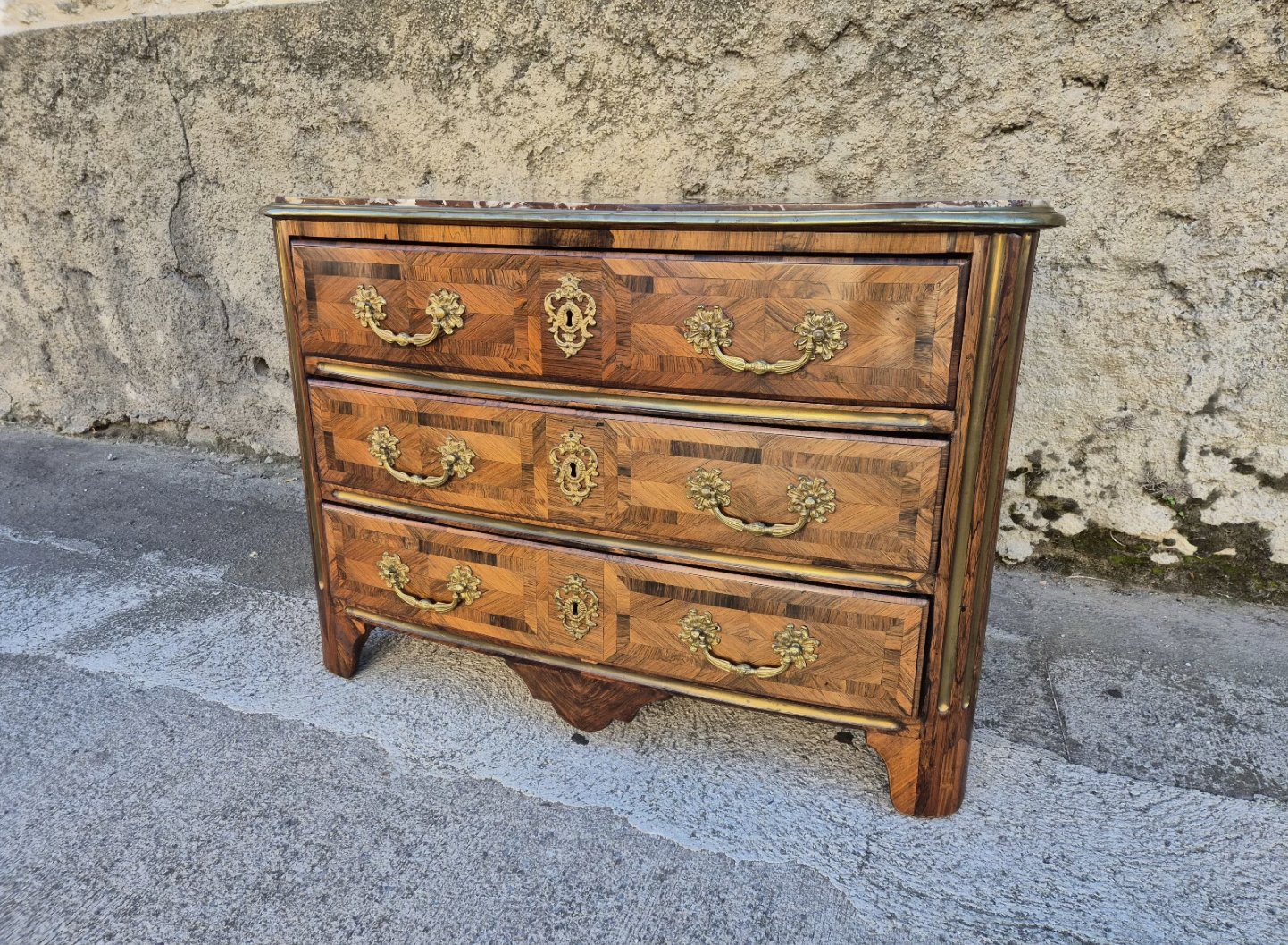 Superbe Commode à 3 Tiroirs en Très Bon État - Marbre et Bronzes de Qualité - Ethic Atelier