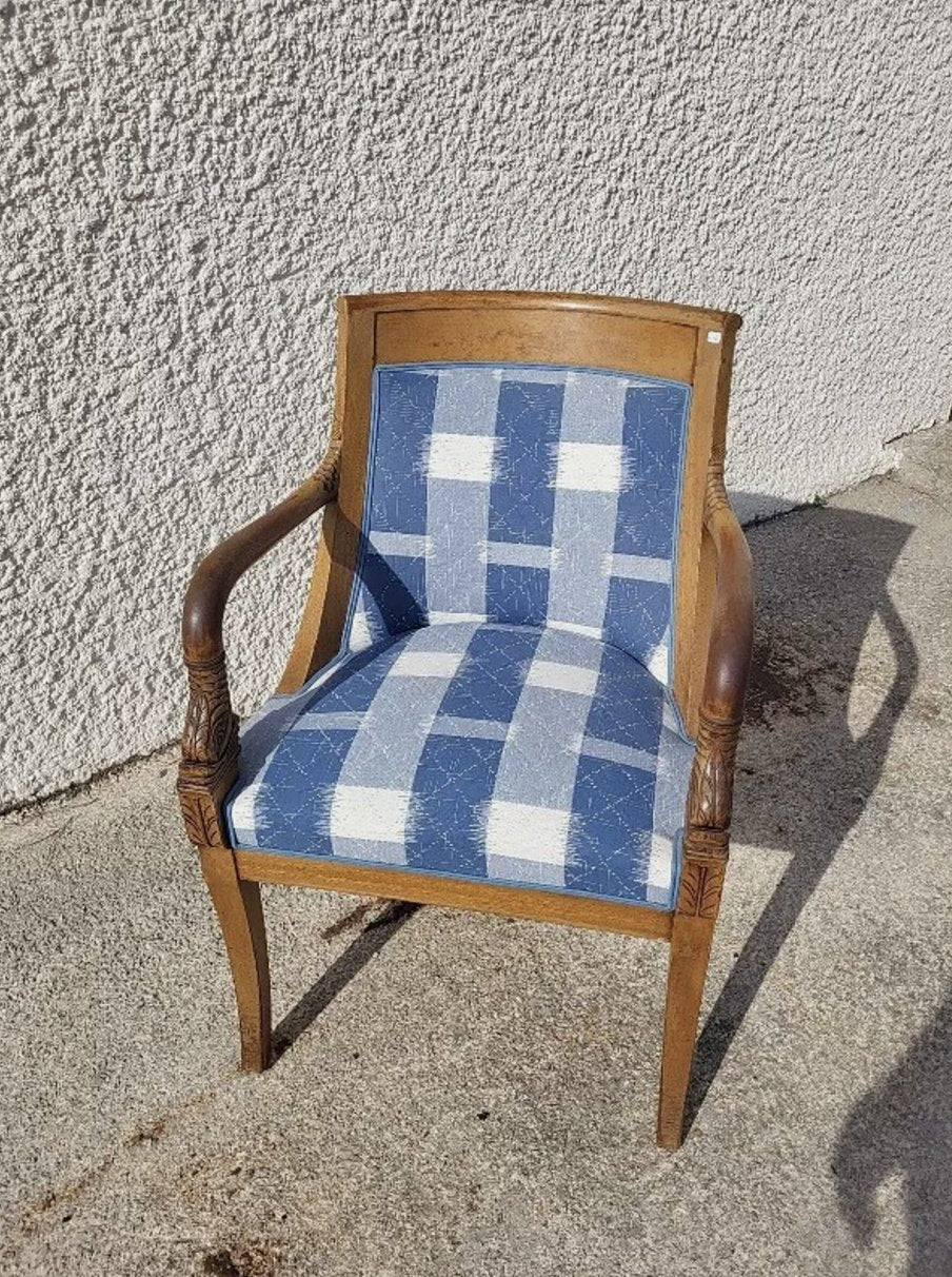 Superbe Fauteuil à Dossier Arrondi - Tête de Poisson - Noyer Blond - Ethic Atelier