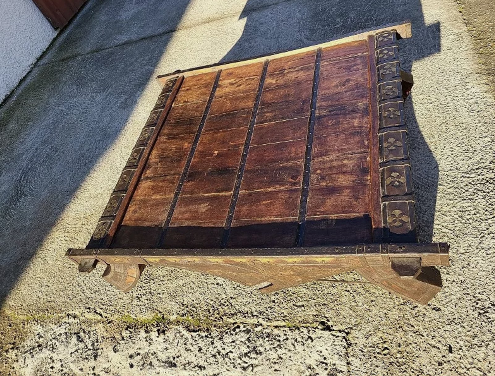 Superbe Grande Table Basse - Selle d'Éléphant - Bois, Métal et Cuivre - Ethic Atelier