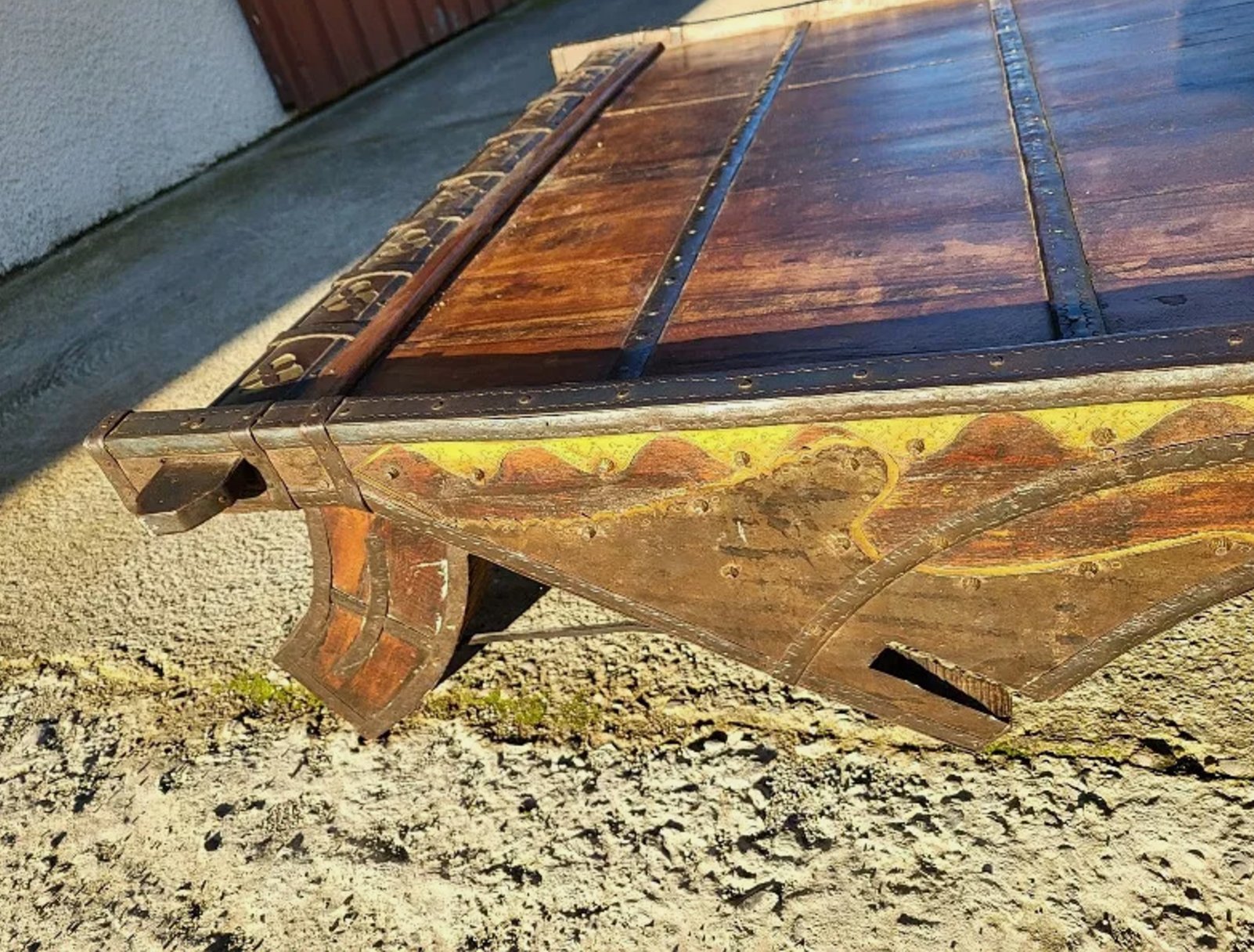 Superbe Grande Table Basse - Selle d'Éléphant - Bois, Métal et Cuivre - Ethic Atelier