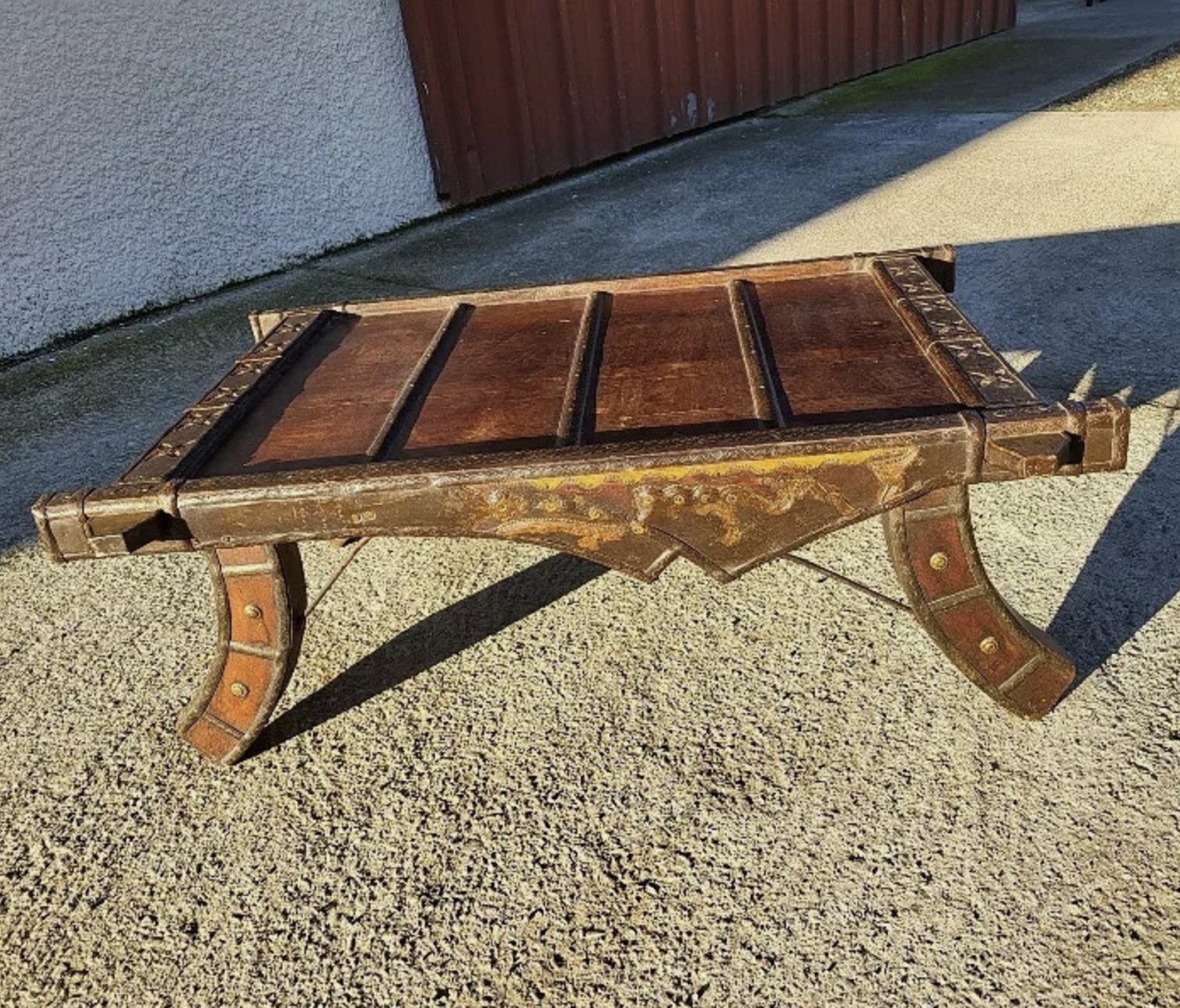 Superbe Petite Table Basse - Petite Selle d'Éléphant - Bois, Métal et Cuivre - Ethic Atelier