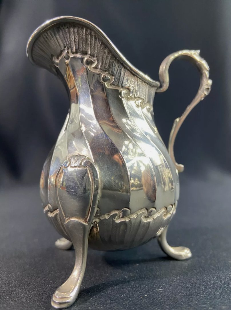 Superbe Pot à Lait en Argent Massif Signé Béguin - Poinçon Minerve, Style Rocaille Louis XV - Ethic Atelier