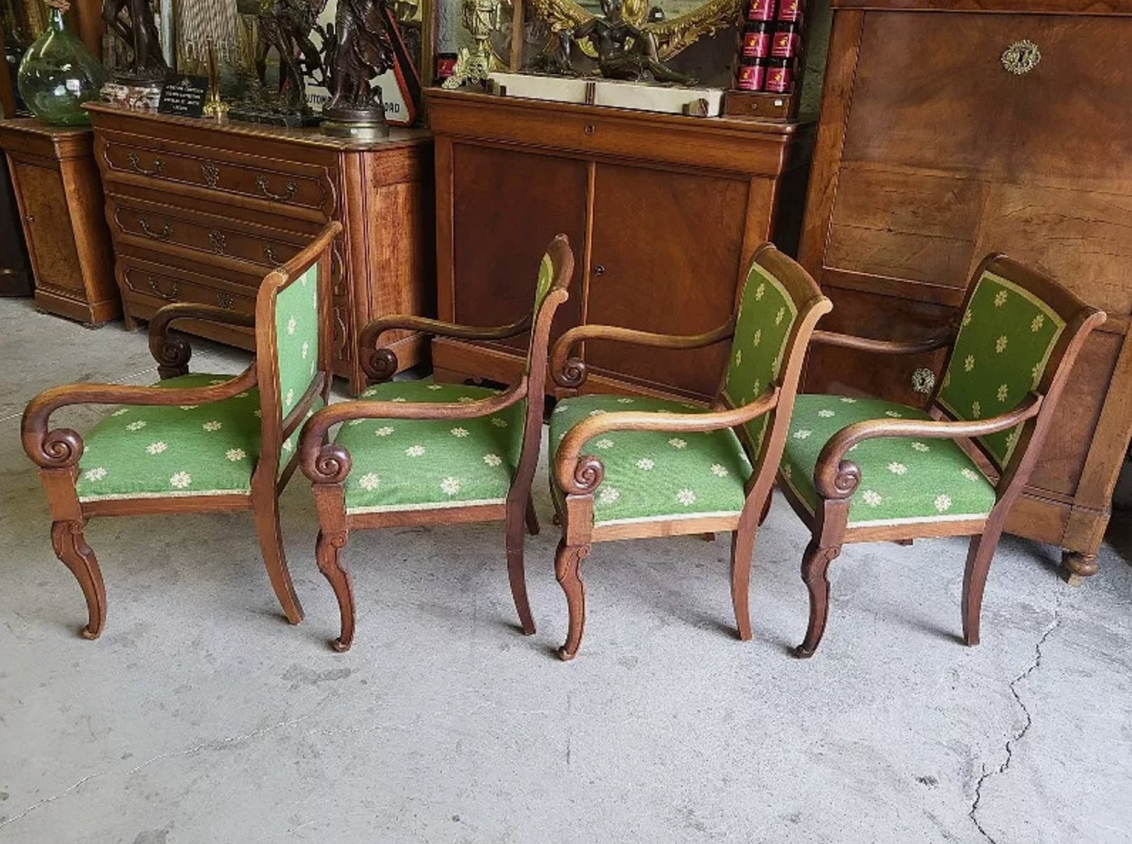 Superbe Série de 4 Fauteuils de Style Empire à Crosse - Ethic Atelier