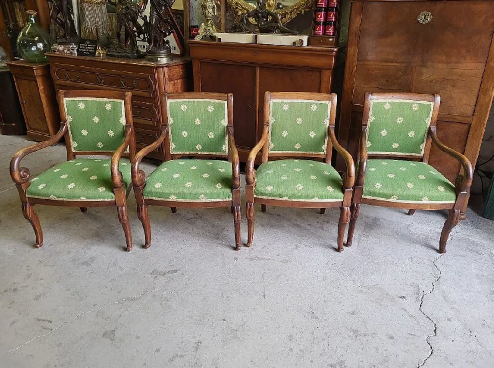 Superbe Série de 4 Fauteuils de Style Empire à Crosse - Ethic Atelier