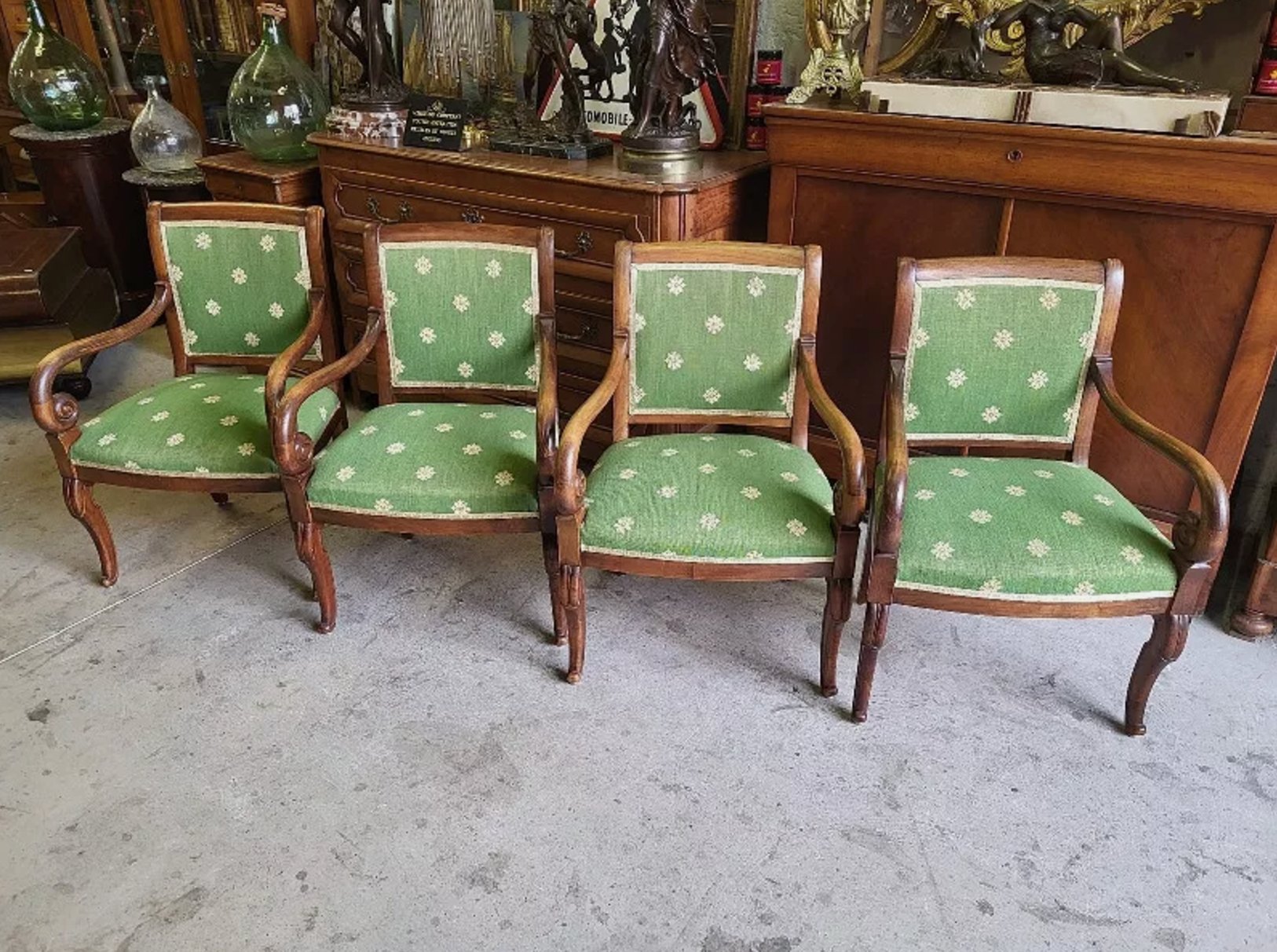 Superbe Série de 4 Fauteuils de Style Empire à Crosse - Ethic Atelier