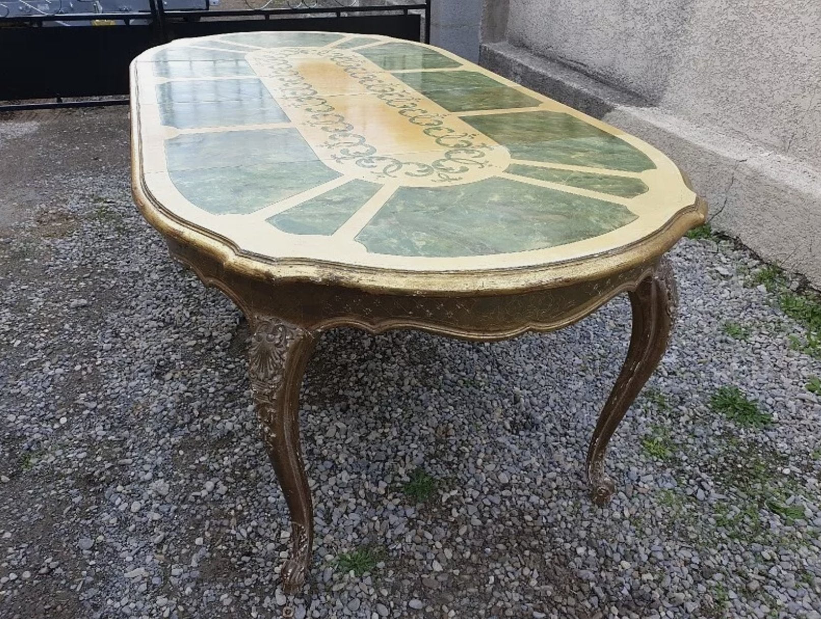 Superbe Table Ronde Dorée avec 2 Allonges - Décorateur Maurice Hirch - Années 1950/1960 - Ethic Atelier