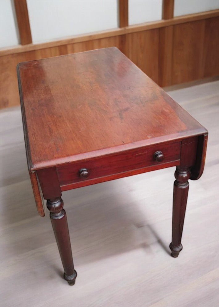 table à oreilles anglaise datant du milieu du XIXe siècle - Ethic Atelier