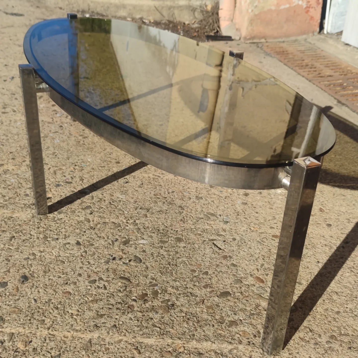 Table Basse Elliptique Vintage en Acier Chromé et Verre Fumé - Années 70 - Ethic Atelier