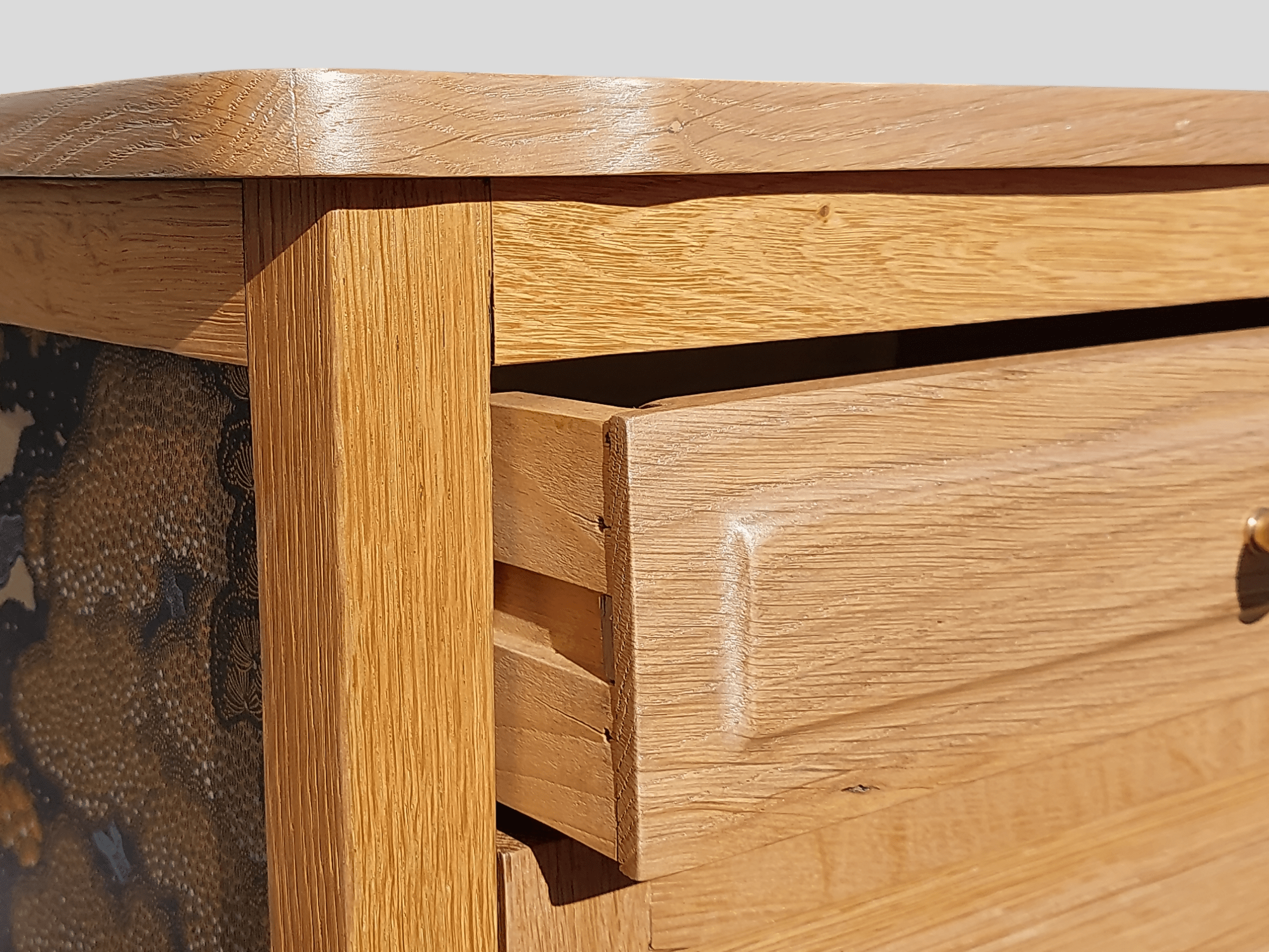 Table de chevet style Japandi restaurée - Ethic Atelier