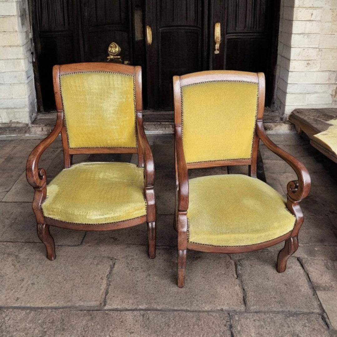 Superbe Paire de Fauteuils à Crosse - Restauration en Acajou - XIXe siècle