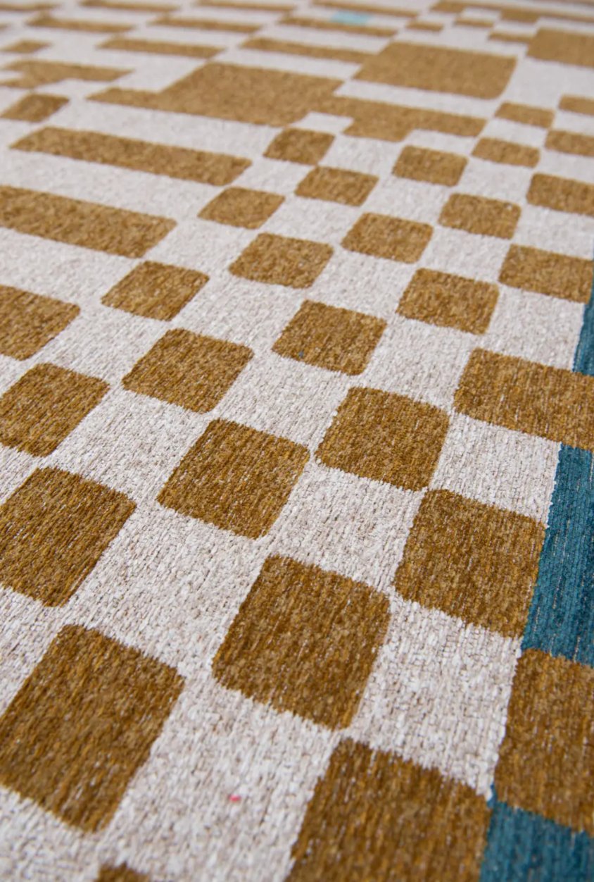 Tapis Chess Honey - Une Réinterprétation Audacieuse du Damier Classique - Louis de Poortere - Ethic Atelier