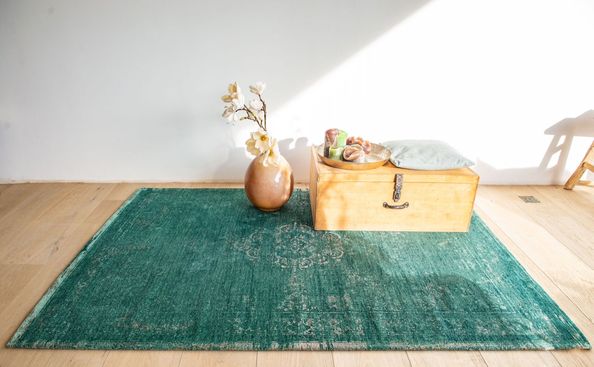 Tapis Fading World Jade : Un Voyage dans le Temps - Louis de Poortere - Ethic Atelier