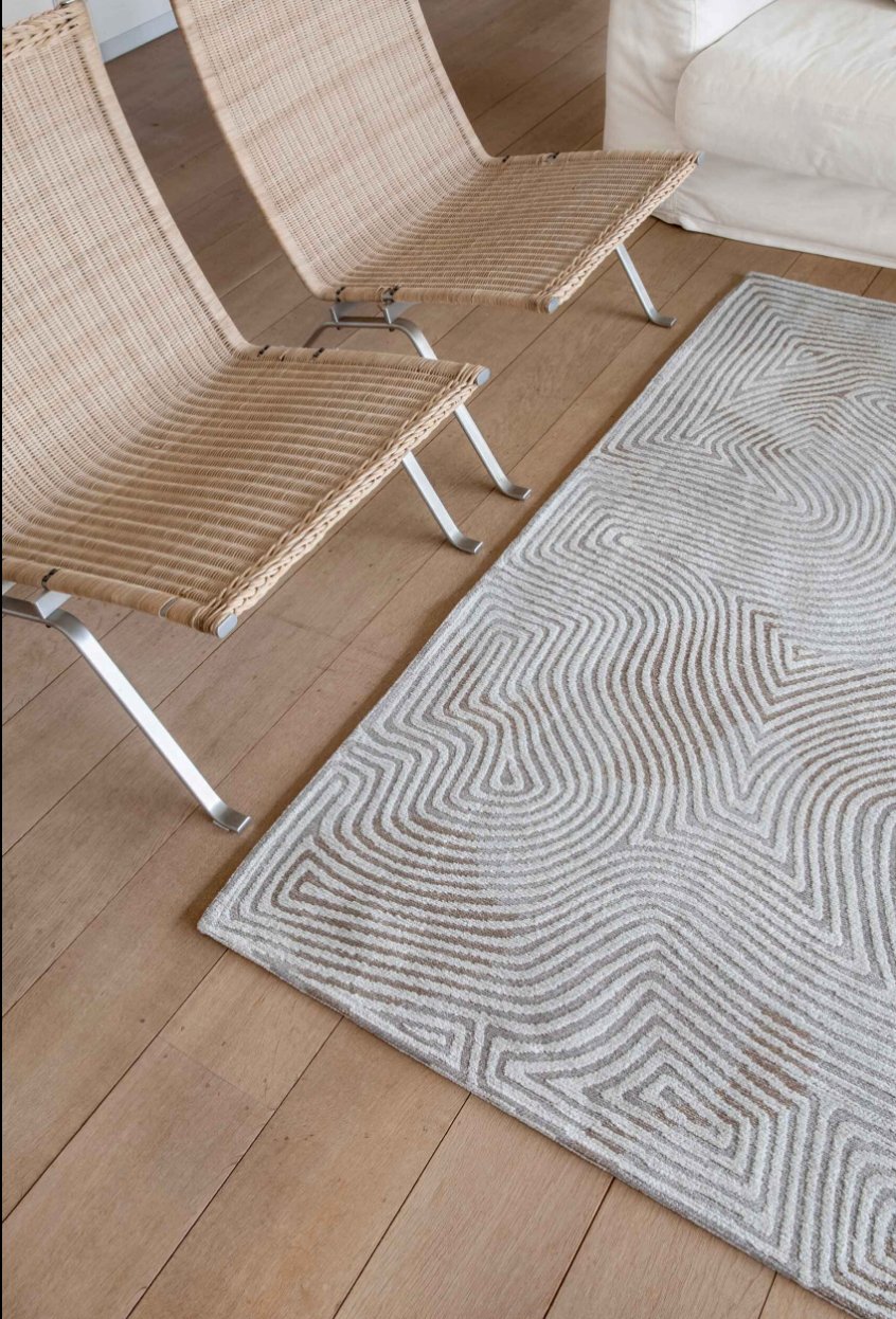 Tapis Méditation Corail Blanc huître : Plongée dans l'Art des Fonds Marins - Louis de Poortere - Ethic Atelier