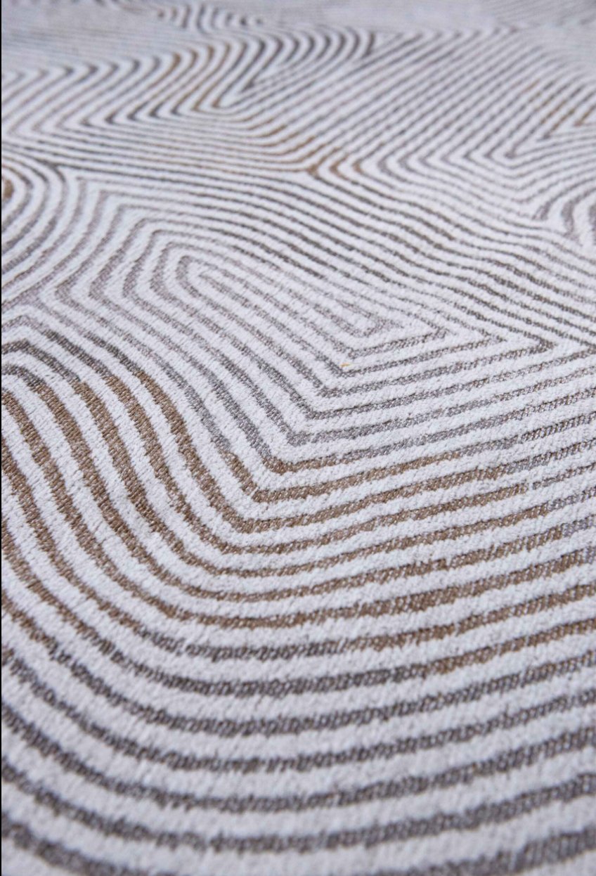 Tapis Méditation Corail Blanc huître : Plongée dans l'Art des Fonds Marins - Louis de Poortere - Ethic Atelier