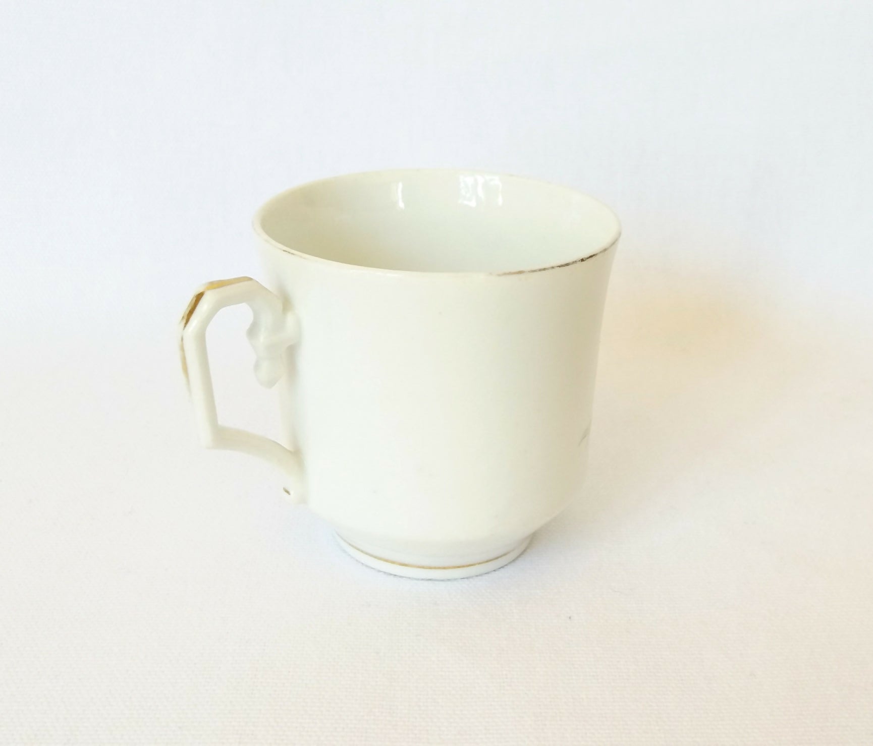 Tasse ancienne en porcelaine décor perruches - Ethic Atelier
