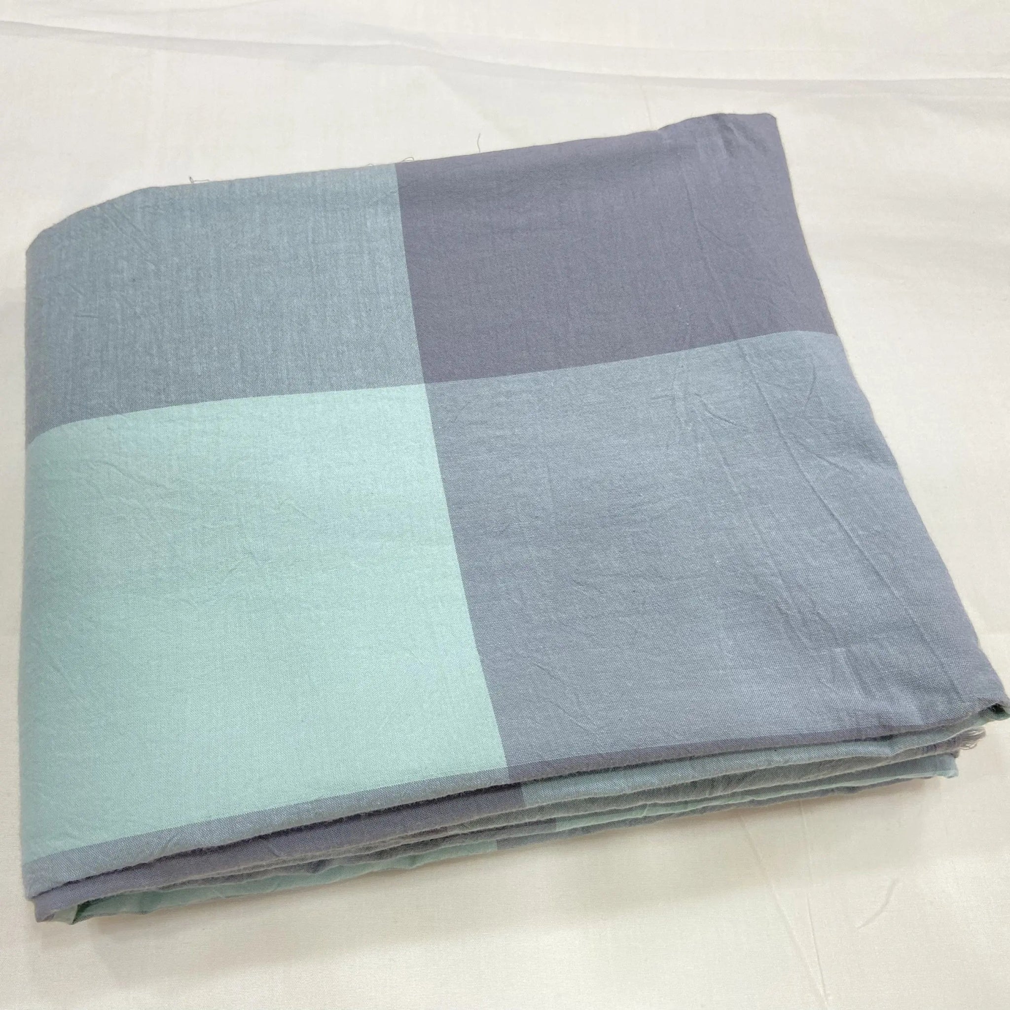 Tissu à Carreaux "Confort et Élégance" - Ethic Atelier