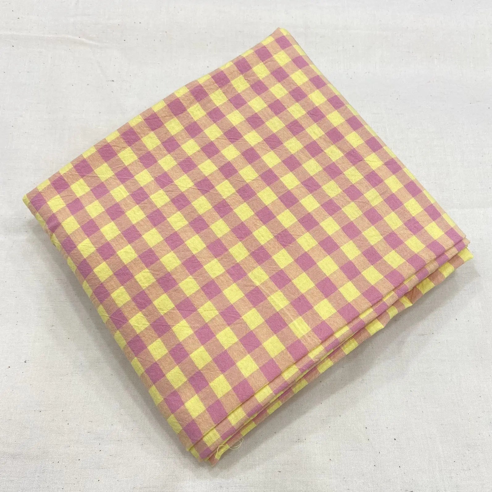 Tissu à Carreaux "Confort et Élégance" - Ethic Atelier