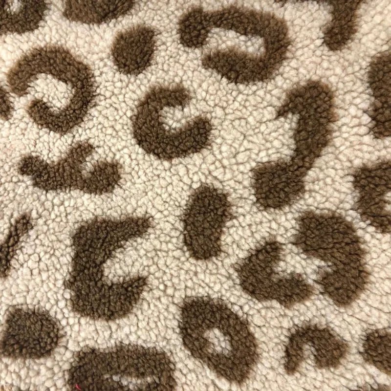 Tissu Jacquard en laine d'agneau imprimé léopard - Ethic Atelier