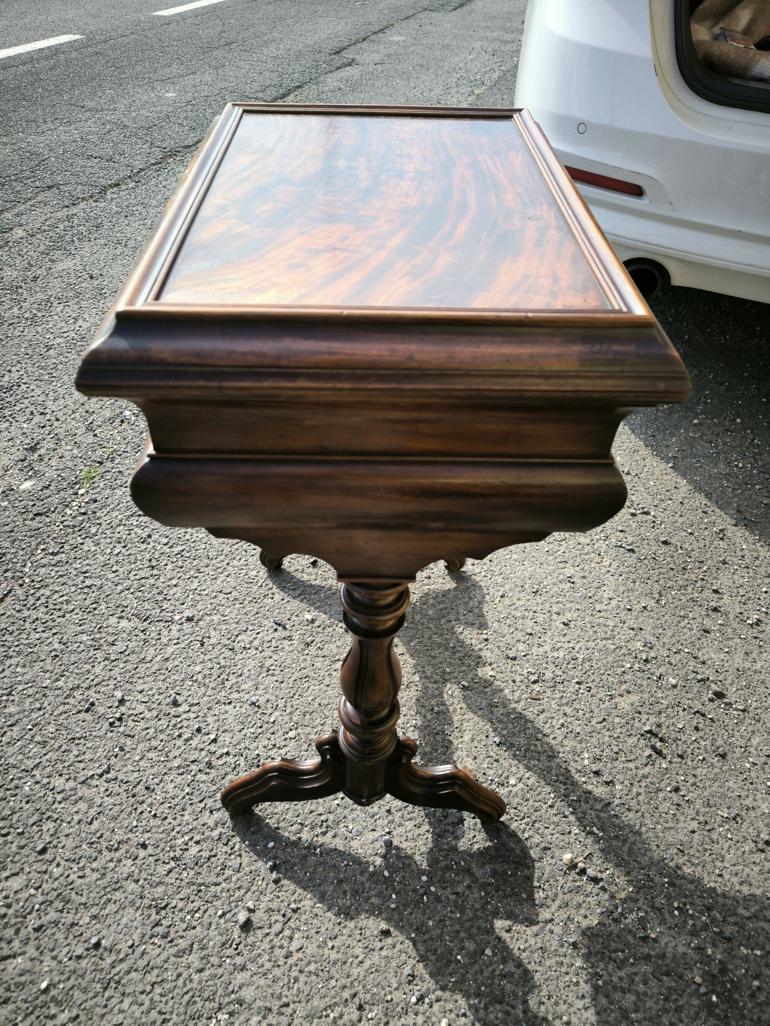 Travailleuse en acajou et citronnier vers 1830 - Ethic Atelier