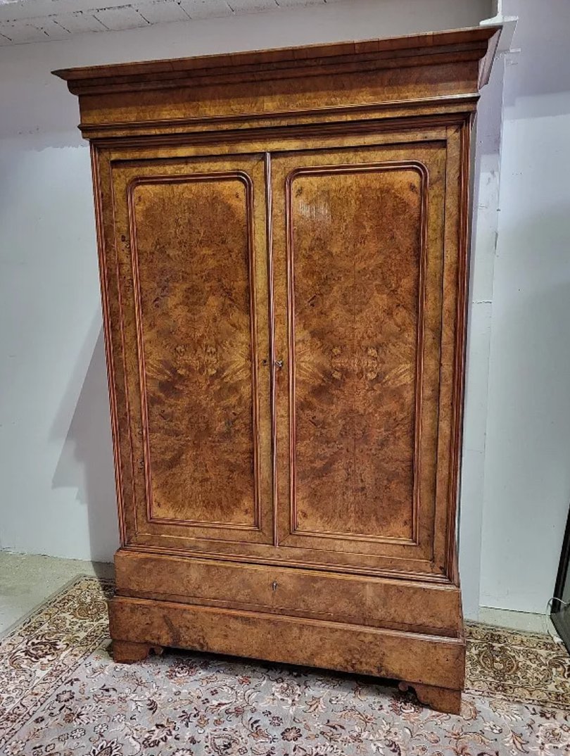 Très Belle Armoire en Ronce de Noyer - Meuble Ancien avec Rangement Complet - Ethic Atelier