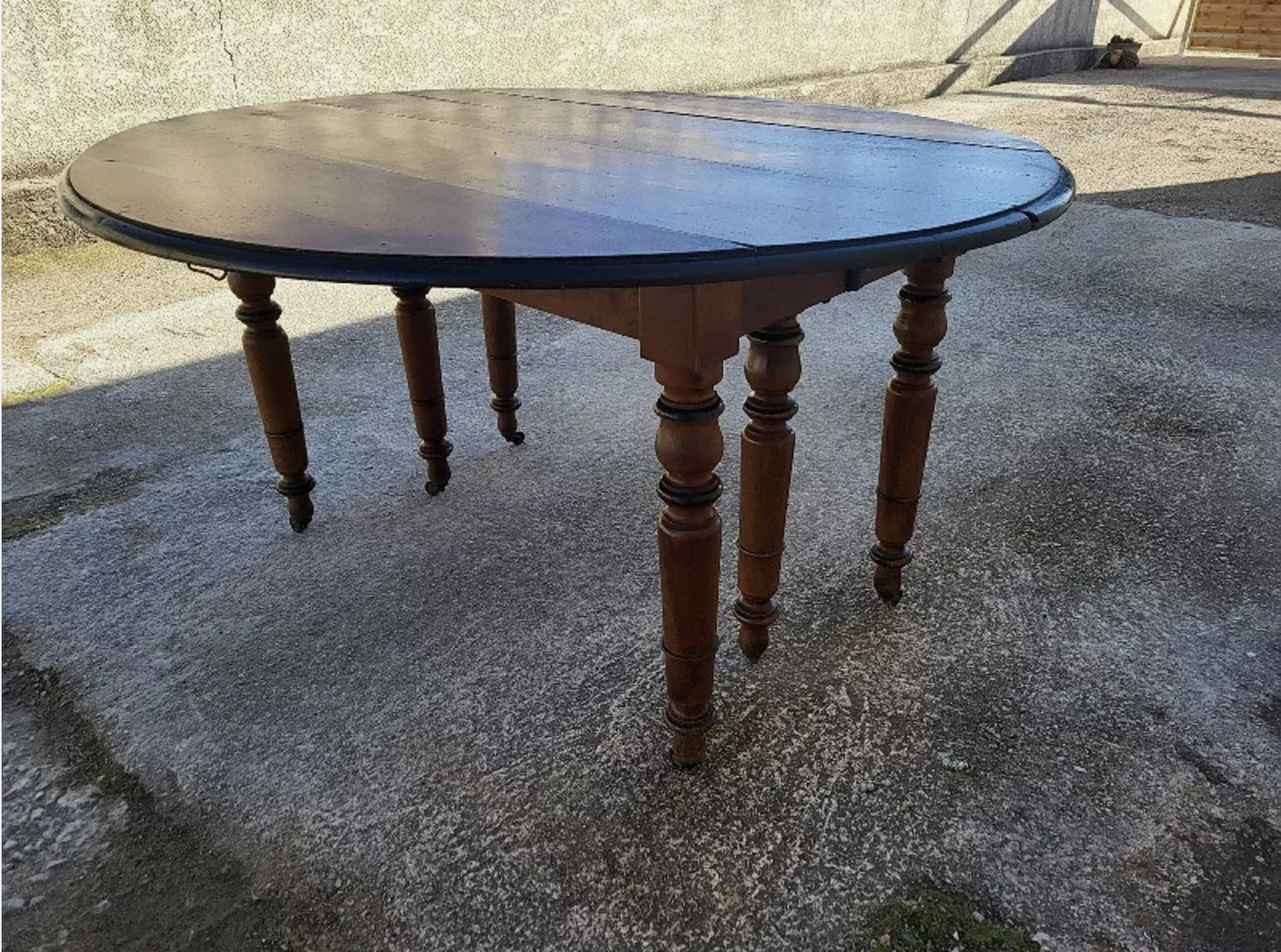 Très Belle et Grande Table à 6 Pieds Louis Philippe - Noyer Massif - XIXe siècle - Ethic Atelier