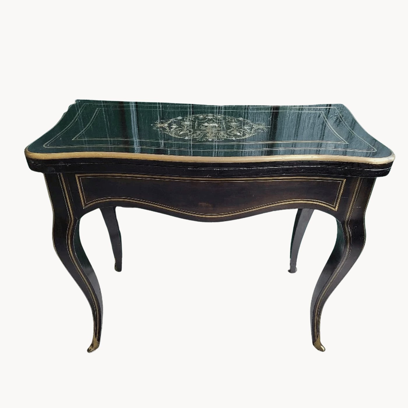 Très Belle Table à Jeux Napoléon III - Laque Noire, Incrustations de Nacre et Fil de Laiton - Ethic Atelier