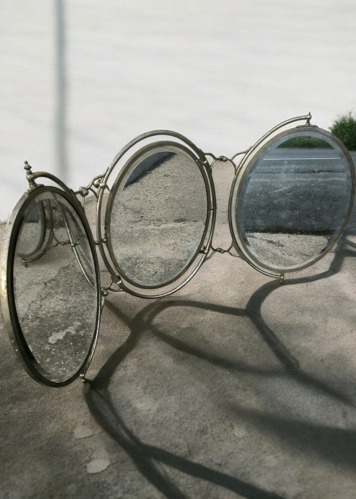 Triptyque ovoïde en bronze nickelé modulaire et Orientable 1900 - Ethic Atelier