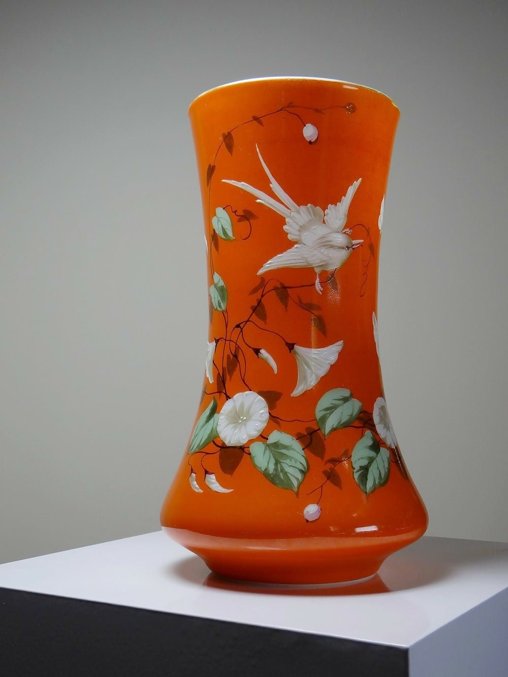 Vase Baccarat : Opaline, Peint à la Main, XIXe - Ethic Atelier