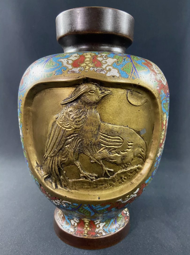 Vase Japonais en Bronze avec Émail Cloisonné – XIXe Siècle et Avant - Ethic Atelier